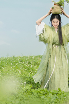 同吃一家三女齐上阵详情介绍