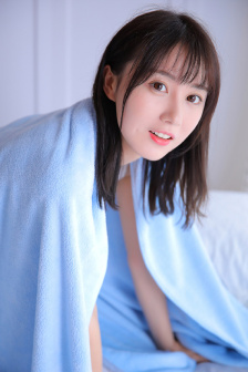 喜爱夜蒲2大尺度吃乳